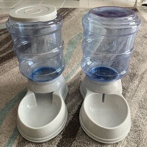 Automatic Pet Dog Cat Water Dispenser Gravity Feeder Set, Gray